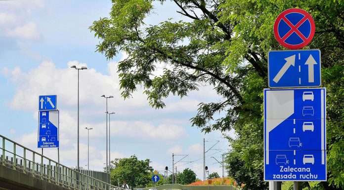 Jazda "na suwak" usprawniająca ruch drogowy 2